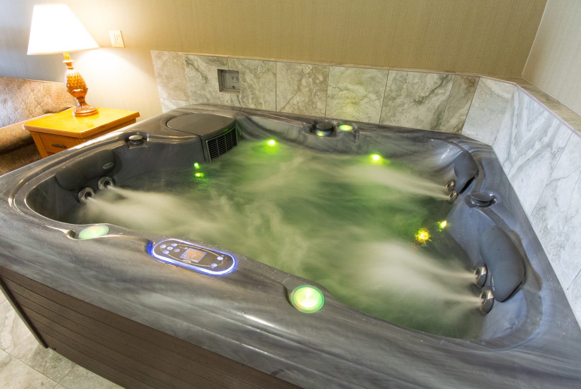 King Hot Tub Suite at The Motel Fort Bragg Mendocino CA