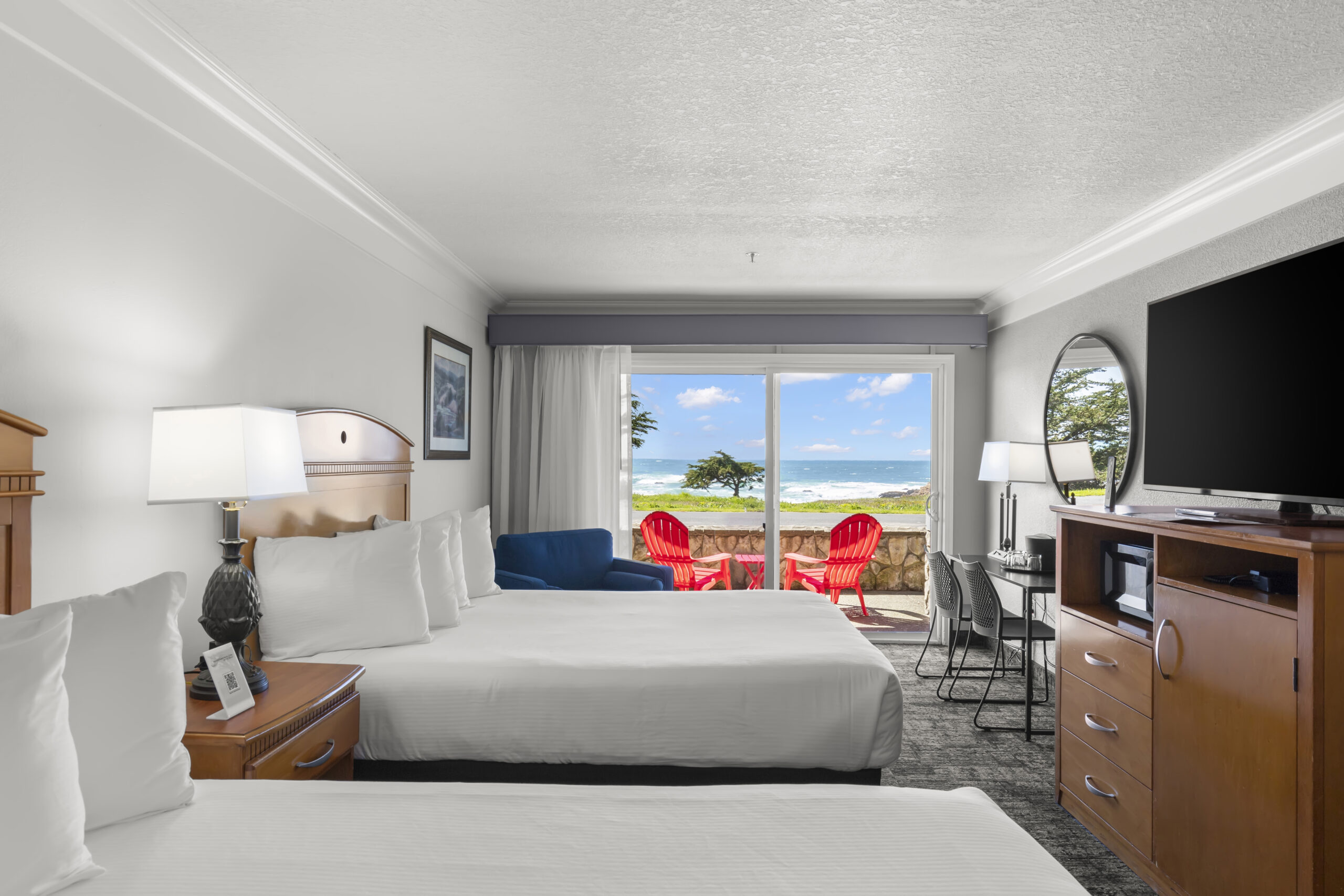 Beautiful view of the ocean, step out onto your patio and have direct access to the bluffs and the many trails to the beach. 